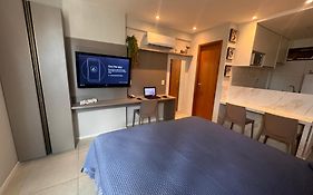 Flat Localizado A 200M Shopping Recife, Bem Perto Da Praia De Boa Viagem E Com Wi-Fi 400Mbps